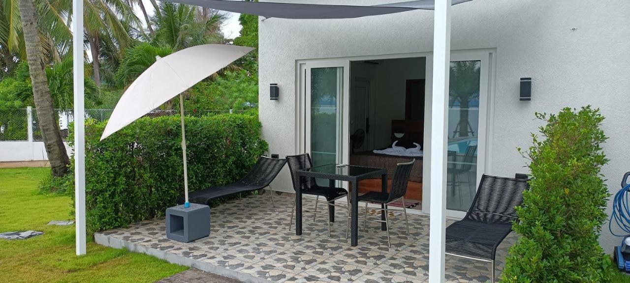 Ganze Villa Beachfront-Pool-Villa-Apartment Koh Chang Exterior foto